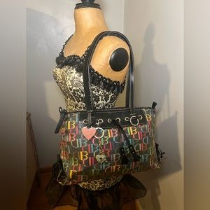 Early 2000s Vintage Dooney and Bourke Shoulder Bag